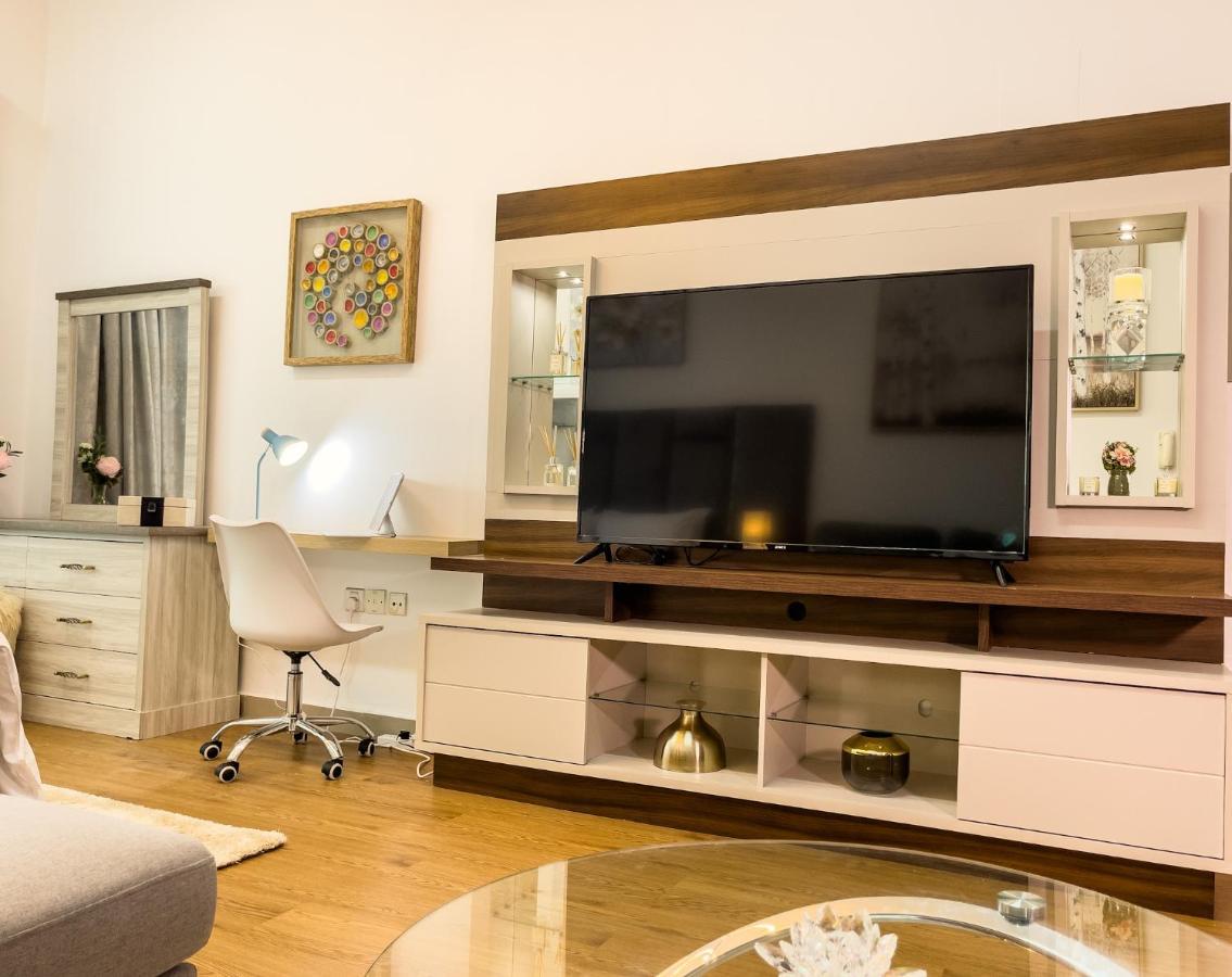 Luxury Studio Apartment Close To Jbr Beach&Yacht Club&Metro-Available Airport Shuttle ドバイ エクステリア 写真